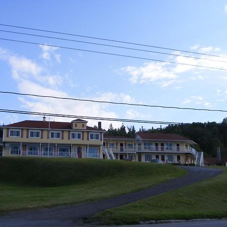 Hotel Motel Bon Accueil Rivière-la-Madeleine Dış mekan fotoğraf